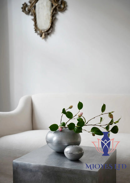 Round Aluminum Vase